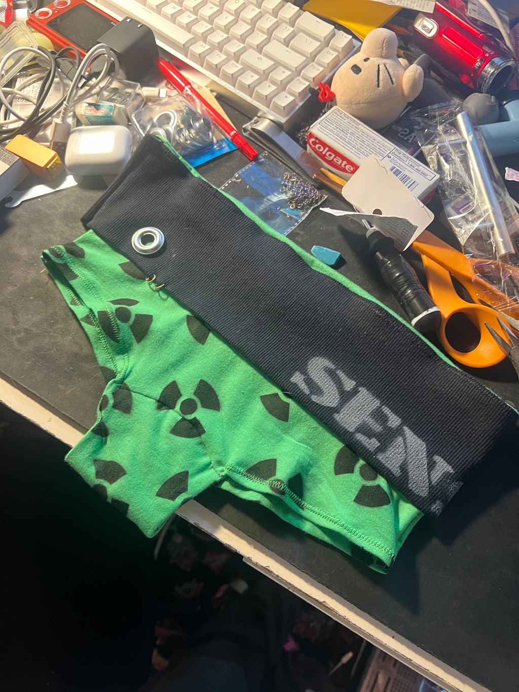 radioactive micro shorts