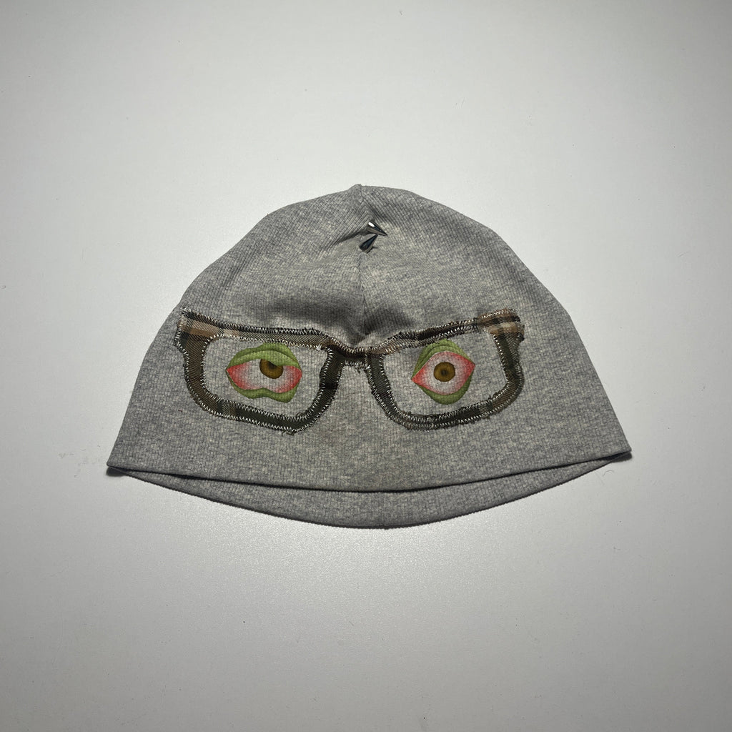 grey glasses beanie